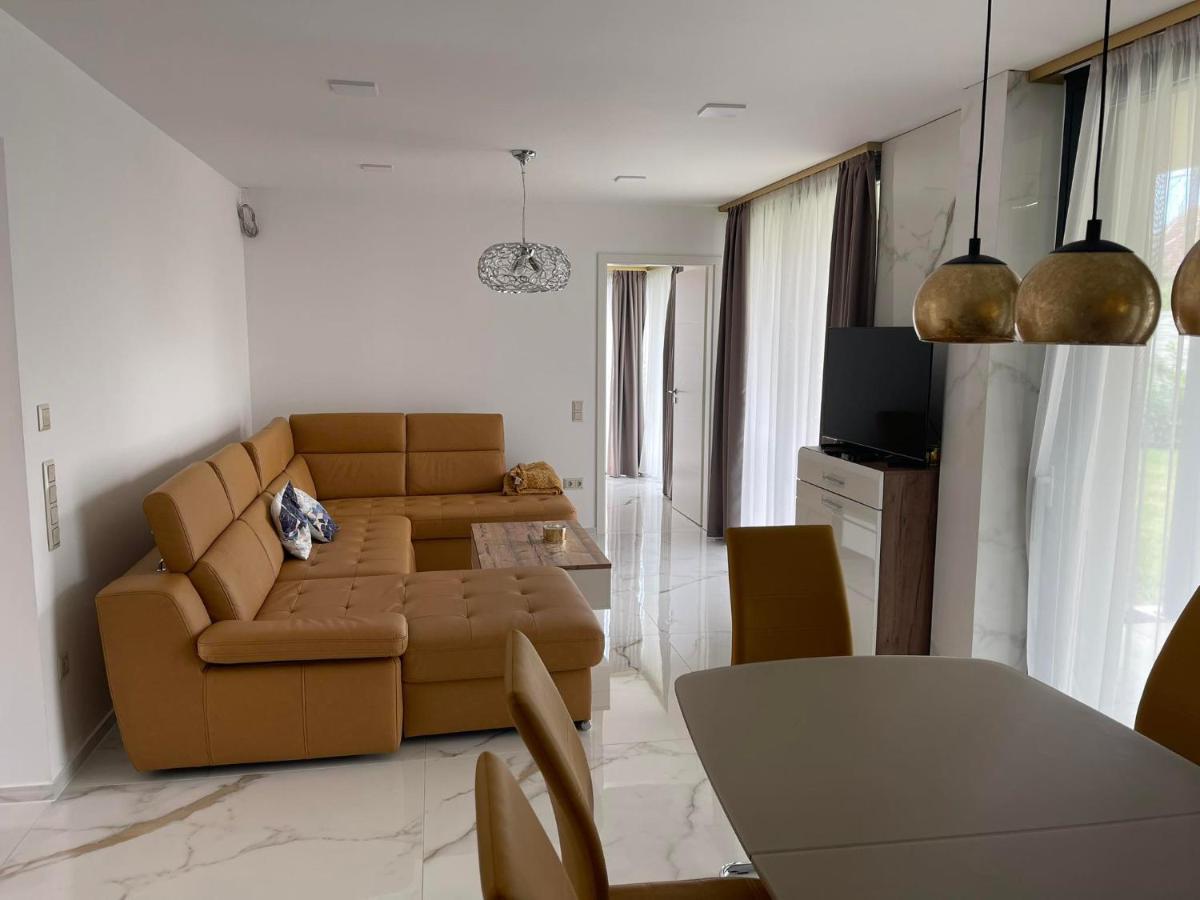 Luxury Apartments In Balatonalmadi, Almadi Lux Apartman III - Pure Gold Eksteriør billede